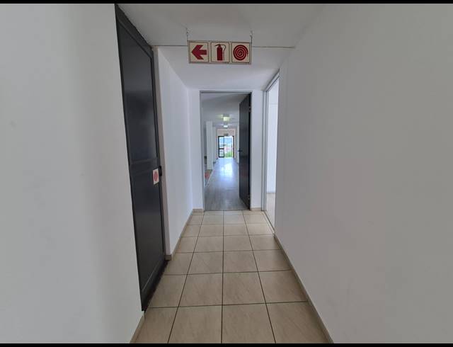231M² OFFICE TO LET IN WOODMEAD